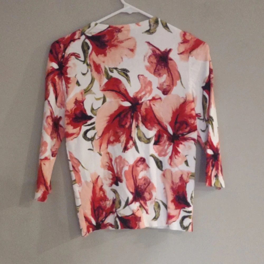 White House Black Market this stylish